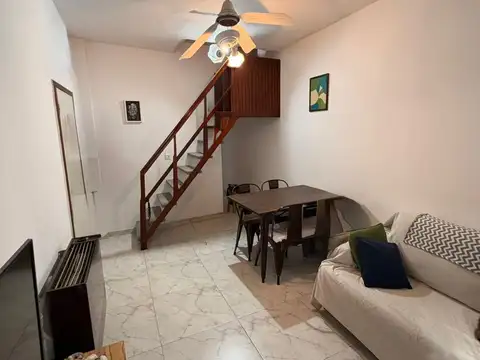Depto Tipo Casa en Venta de 2 dormitorios