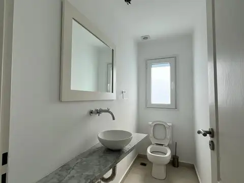 Venta | Casa en Acacias, Puertos | 3 dorm   Pileta   Galería