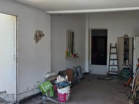 Terreno en venta  dos casas a refaccionar San Martin
