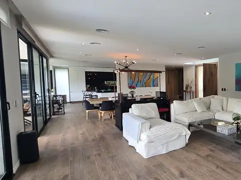 Casa en Venta al Oeste