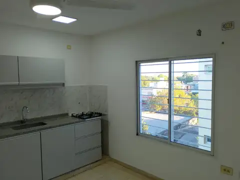 AV EDISON 600, Piso 3