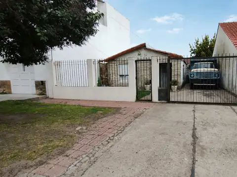 VENTA CASA 3 AMBIENTES  LINDO ENTORNO OPORTUNIDAD