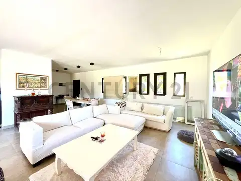 VENTA CASA 4 AMBIENTES EL CARDAL II