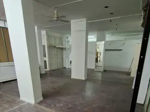 Local en Alquiler en Centro, $ 700.000