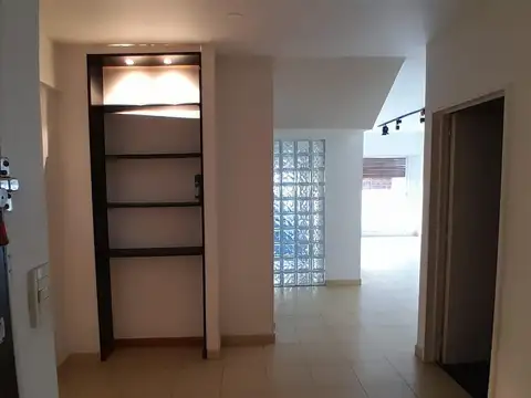 Departamento en Venta en Vicente Lopez Vias / Rio, USD 175.000