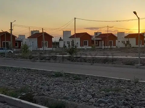 Terreno en Venta 28  mts Fondo