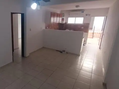 Vendo Dpto Con Quincho Cerrado Y Parrilla