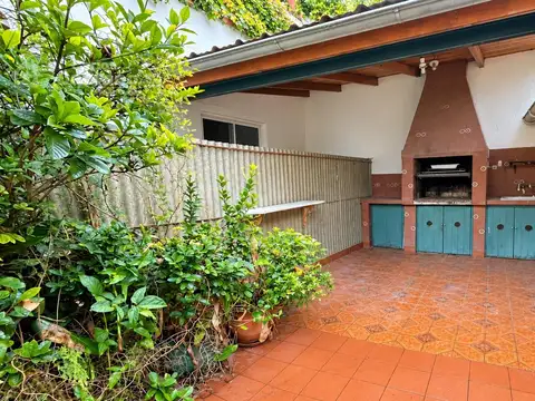 Chalet clásico. Ideal mejoras