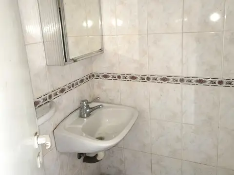 Depto Tipo Casa en Venta con 1 cocheras
