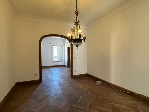 Venta exclusivo departamento de tres dormitorios en el centro de Cordoba