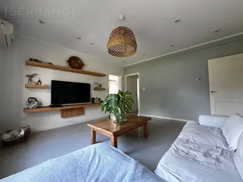 Casa en Alquiler Temporal con 4 cocheras