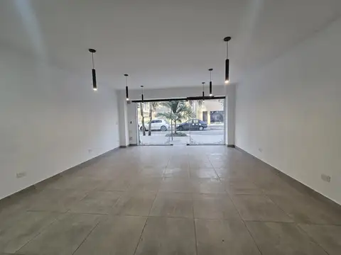ALQUILER DE LOCAL COMERCIAL EN TAPIALES