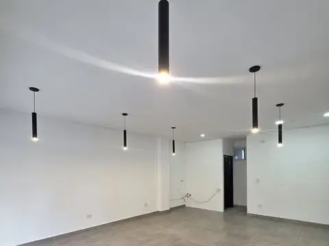 ALQUILER DE LOCAL COMERCIAL EN TAPIALES