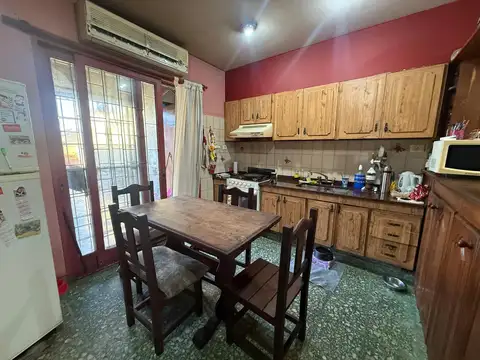 Depto Tipo Casa 4 ambientes con 2 baños