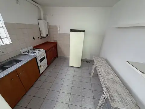 Depto Tipo Casa en Alquiler al Este