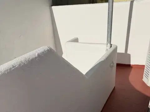 Depto Tipo Casa en Alquiler de 4 ambientes