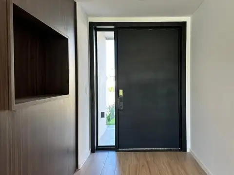 Casa en Venta en Vida, USD 690.000