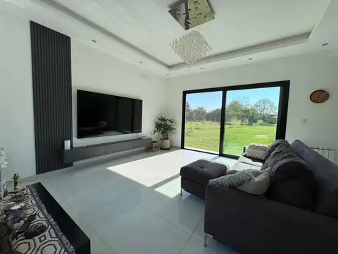 Casa en Venta 1 año
