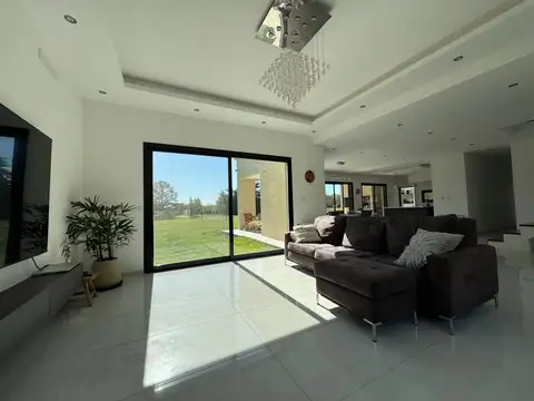 Casa en Venta en Haras San Pablo, USD 320.000