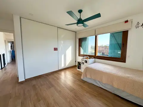 Los Robles Terralagos 5900