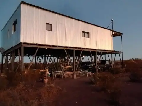 Casa 3 ambientes con 1 baño