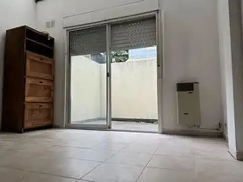 Depto Tipo Casa en Venta de 2 ambientes