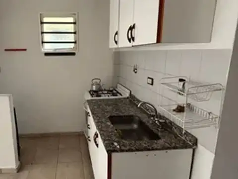 Depto Tipo Casa 2 ambientes con 1 baño