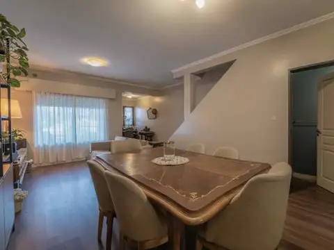 Depto Tipo Casa en Venta de 3 dormitorios