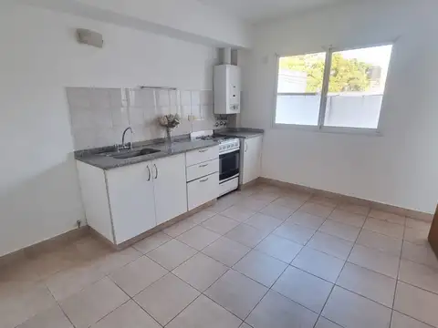 Departamento 4 ambientes con 1 baño