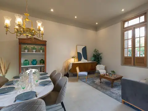 Casa 6 ambientes con 2 baños
