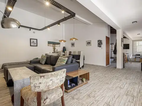 Casa en venta 4 ambientes - Cancha de tenis
