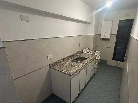 Alquilo Depto de un Dor con Balcon San Lorenzo 440.