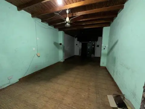 Casa a reciclar en Villa La Florida