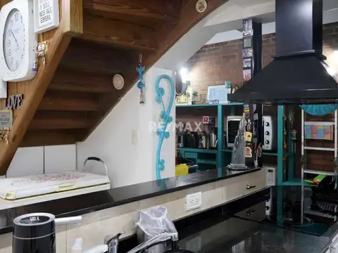 CASA 4 AMB FLORESTA/ ESTUDIO/ TERRAZA A NUEVO