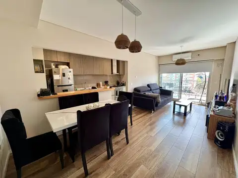 Excelente departamento 2 ambientes en venta-Bernal