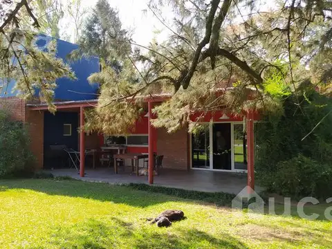 ALQ VERANO Temporada Completa | MODERNA CASA con Hermoso Jardin | Barrio Las Chacras