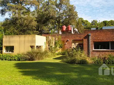 Casa en Alquiler Temporal con 2 cocheras