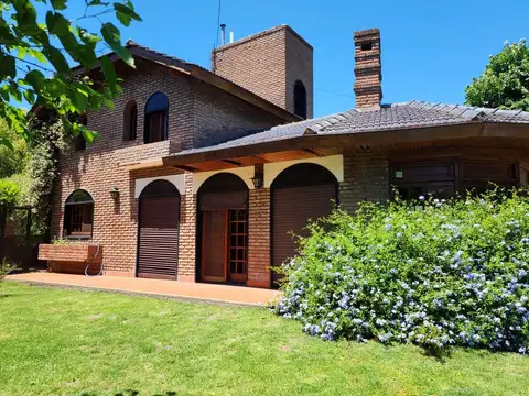 Mapuche Country Club, Pilar