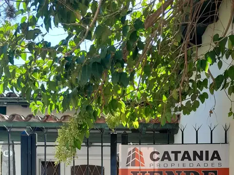 Montes De Oca 600