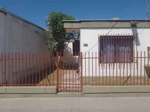 CASA EN VENTA MENDOZA CON PATIO
