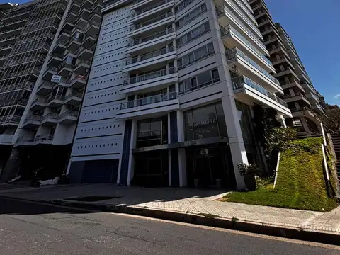 Avenida Libertad  al 300