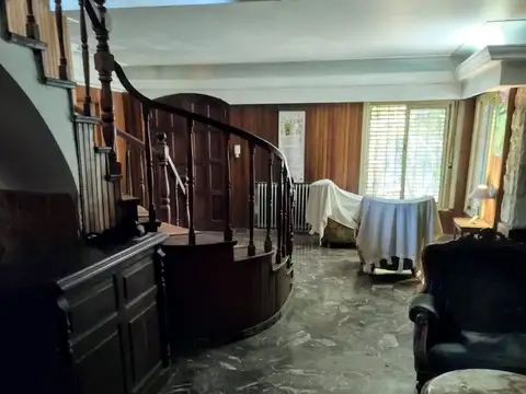 General José De San Martín 1400, Piso PB