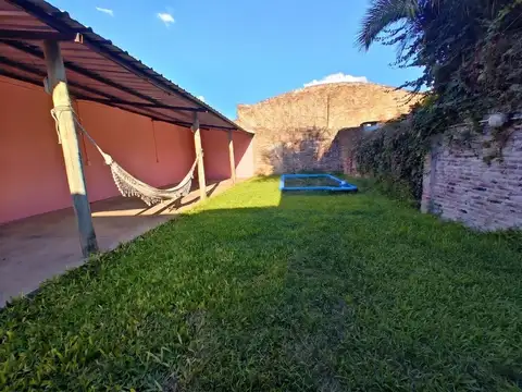 SAN FERNANDO VENTA CASA LOTE PROPIO 4 AMBIENTES JARDIN Y PILETA