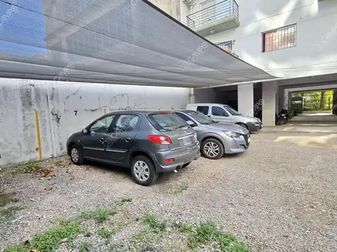 Roosevelt 4800 - Villa Urquiza - Cochera Fija con Portón Automático y Mediasombra - Bajas Expensas