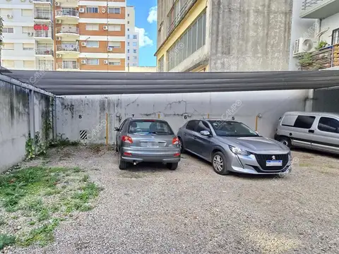 Roosevelt 4800 - Villa Urquiza - Cochera Fija con Portón Automático y Mediasombra - Bajas Expensas