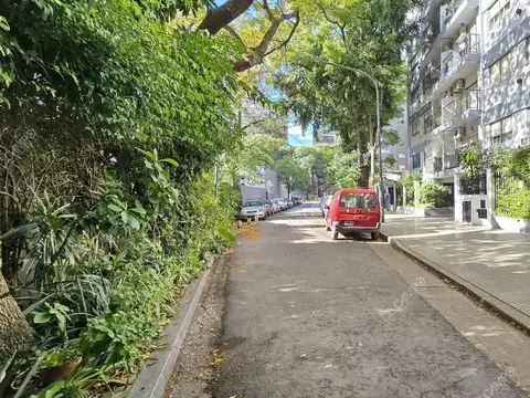 Roosevelt 4800 - Villa Urquiza - Cochera Fija con Portón Automático y Mediasombra - Bajas Expensas