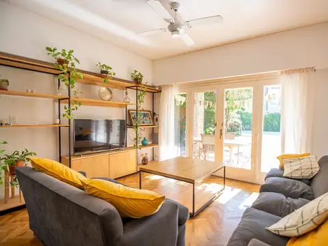 VENDE CASA -LIBERTA al RIO- INMEJORABLE UBICACION!