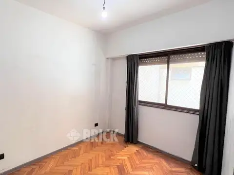 ECUADOR Y AV. PUEYRREDON - CONTRAFRENTE IMPECABLE V/ABIERTA TODO SOL