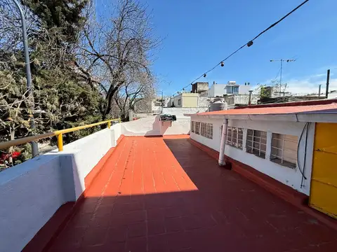 Depto Tipo Casa en Alquiler de 3 ambientes