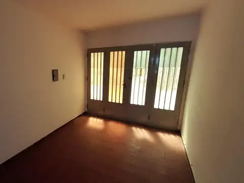 Casa en Alquiler en Los Paraisos, $ 700.000